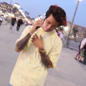 Meet your Posher, Chameron